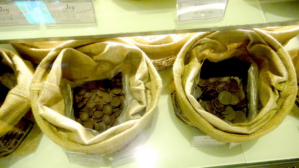 in Joy chocolate： 【口碑卷46】板橋車站裡的甜滋滋巧克力店！in Joy chocolate！