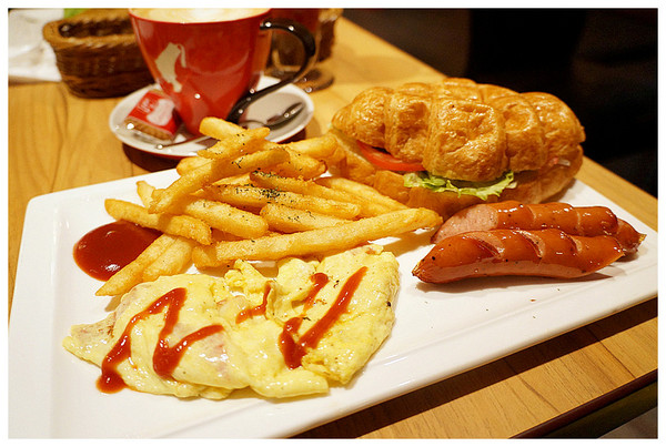 聽說not only Cafe'：永和♬夜市口外品咖啡，美味可頌堡早午餐新鮮供應！　聽說not only Cafe