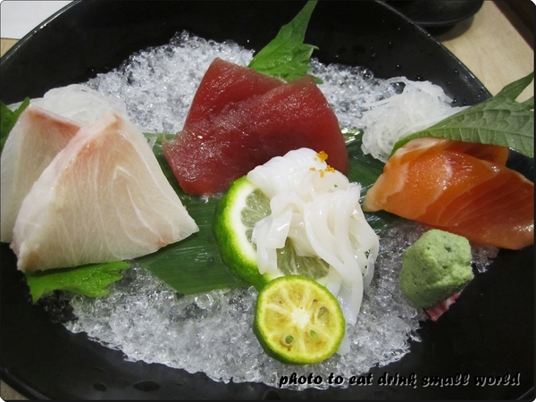 藍屋日本料理(板橋大遠百新站店):藍屋日本料理的甜點令我驚豔