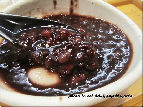 藍屋日本料理(板橋大遠百新站店):藍屋日本料理的甜點令我驚豔