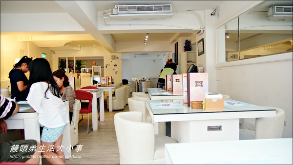 亨尼詩休閒茶館：【食記/新北市】亨尼詩休閒茶館（甜點篇）