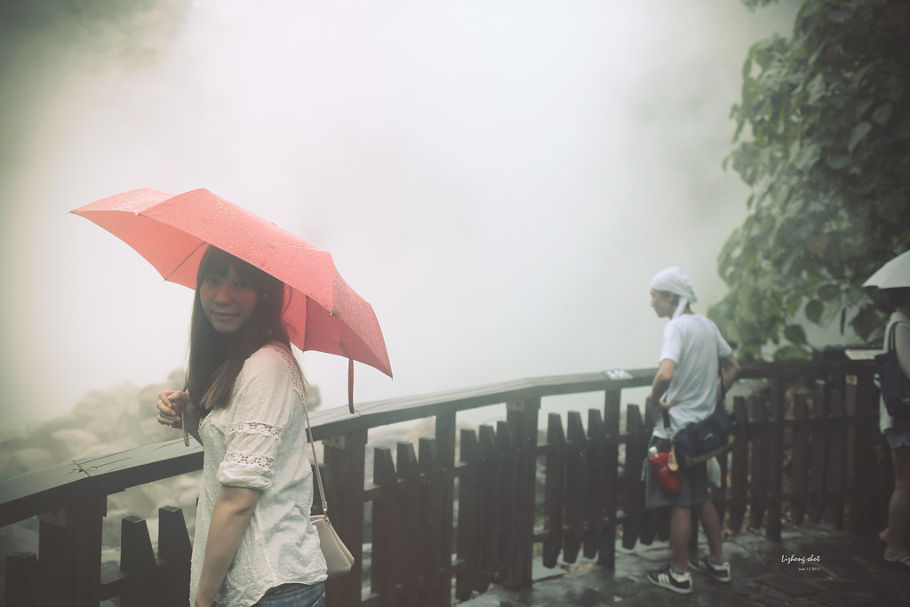 白霧霧的北投地熱谷