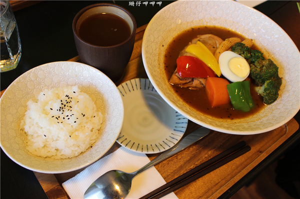 心 湯咖哩:心 湯咖哩 ❤ 道地的北海道湯咖哩~新選擇×♡享受~103.07.25