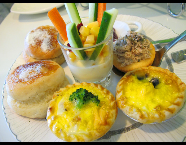 棻園Caf'e No.2：[台南]英倫風貴婦等級的三層下午茶 棻園Caf'e No.2