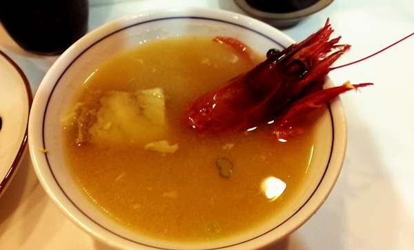 二男手攥小家日式料理：【二男手攥壽司 新鮮海味深得我心】