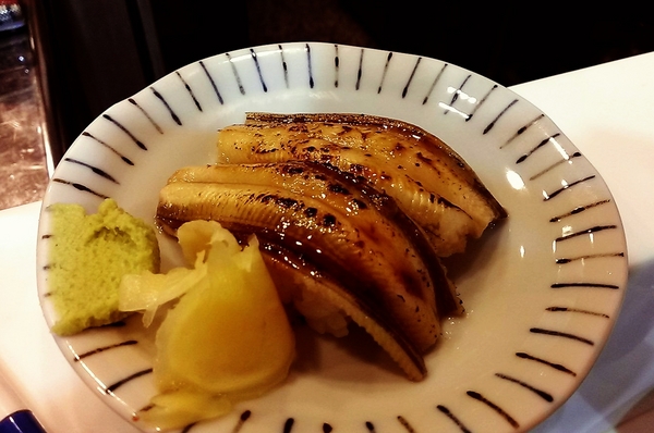 二男手攥小家日式料理：【二男手攥壽司 新鮮海味深得我心】