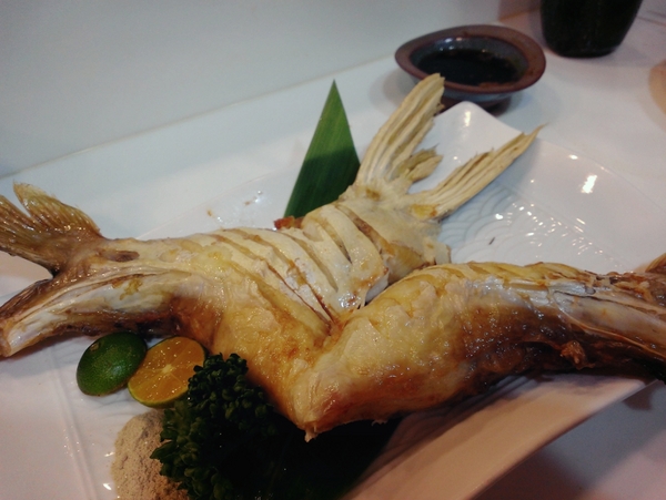 二男手攥小家日式料理：【二男手攥壽司 新鮮海味深得我心】