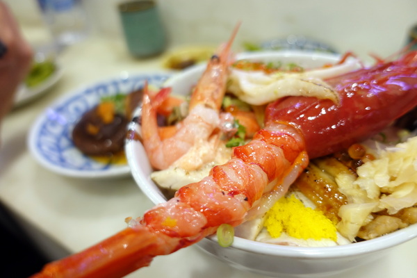 二男手攥小家日式料理:(胖樺食記)中永和高CP值「二男ほんかく小家料理」,推薦中永和必吃日式料理/丼飯/炙燒/中和環球購物中心