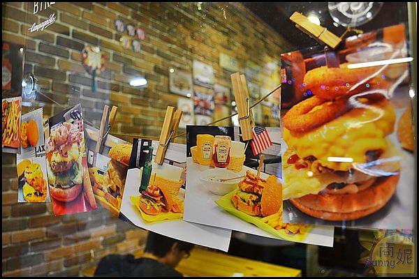 LAX Burger 美式漢堡店：LAX Burger 美式漢堡店。平價卻不馬虎的美式漢堡店