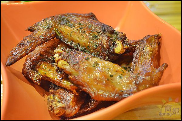 LAX Burger 美式漢堡店：LAX Burger 美式漢堡店。平價卻不馬虎的美式漢堡店