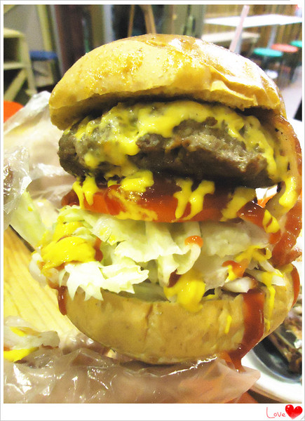 LAX Burger 美式漢堡店：【愛評口碑券♥第十八彈】漢堡厚到讓你吃到落下巴 @LAX Burger 美式漢堡店