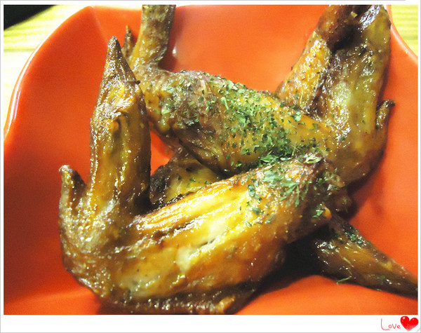 LAX Burger 美式漢堡店：【愛評口碑券♥第十八彈】漢堡厚到讓你吃到落下巴 @LAX Burger 美式漢堡店