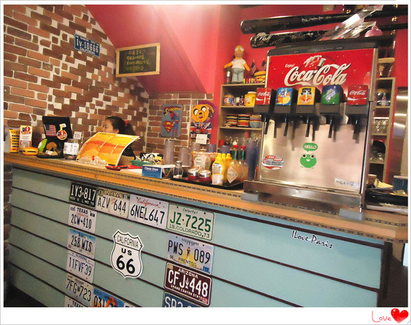 LAX Burger 美式漢堡店：【愛評口碑券♥第十八彈】漢堡厚到讓你吃到落下巴 @LAX Burger 美式漢堡店