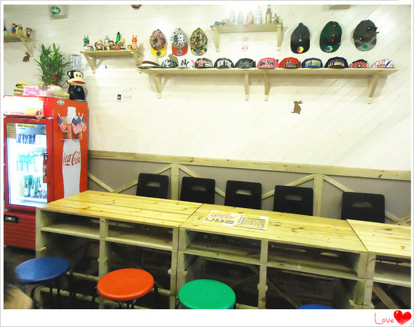 LAX Burger 美式漢堡店：【愛評口碑券♥第十八彈】漢堡厚到讓你吃到落下巴 @LAX Burger 美式漢堡店