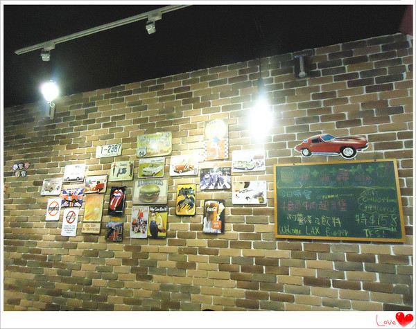 LAX Burger 美式漢堡店：【愛評口碑券♥第十八彈】漢堡厚到讓你吃到落下巴 @LAX Burger 美式漢堡店