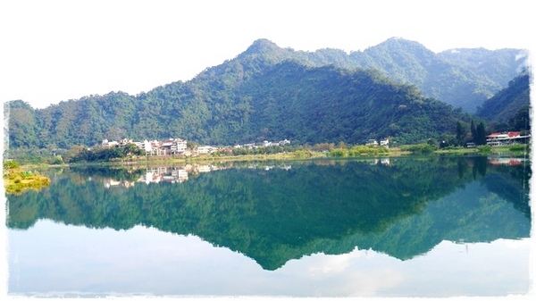 濛濛湖:【新北◍•ᴗ•◍新店】景點・濛濛湖、廣興河濱公園✯賞桐、賞螢秘境|昔日戀愛聖地遺留下的絕美景色