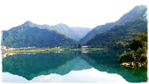 濛濛湖:【新北◍•ᴗ•◍新店】景點・濛濛湖、廣興河濱公園✯賞桐、賞螢秘境|昔日戀愛聖地遺留下的絕美景色