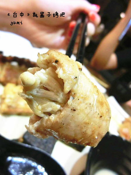 就醬子烤吧(美術園道店)：【台中食記】吃宵夜聊天小酌的好所在@就醬子烤吧(美術園道店)