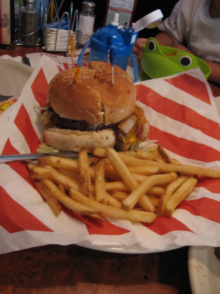 T.G.I.Friday's 星期五美式餐廳(高雄夢時代店): Friday's (高雄夢時代) 肋排的魅力