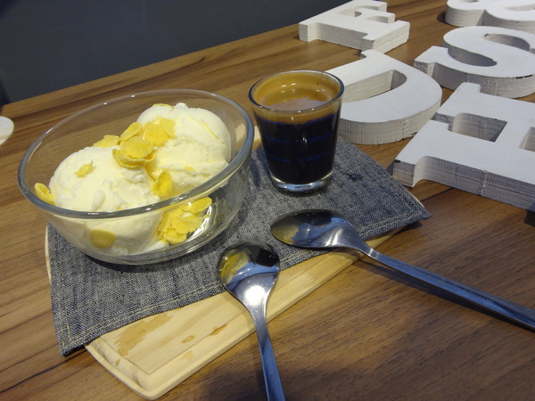 cm20131022___67a5fbbe8beeea05e87173256c3