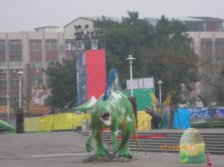 桃園燈會：建國百年元宵燈會～[恐龍亮起來]