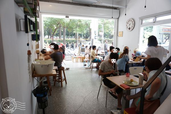 AM食光：※ AM食光、小蝸牛市集 ※【星羽愛美食-台中】台中早午餐人氣名店，價格平實餐點口味普通，建議人少的時候再去~