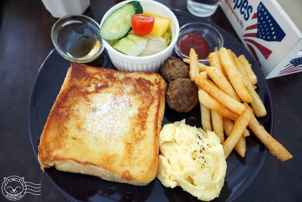 AM食光：※ AM食光、小蝸牛市集 ※【星羽愛美食-台中】台中早午餐人氣名店，價格平實餐點口味普通，建議人少的時候再去~