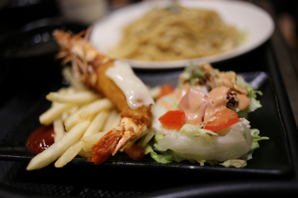 Roma軒:【Roma軒】大直大食代美食哪裡找?來自日本大阪之伴炒義大利麵專門店