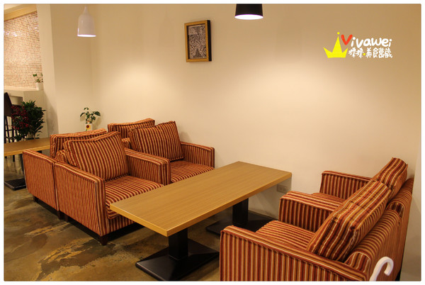 Triple L Cafe:台北士林區|七月份新開幕環境舒適輕食專賣店『Triple L Cafe』