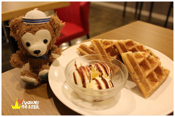 Triple L Cafe:台北士林區|七月份新開幕環境舒適輕食專賣店『Triple L Cafe』