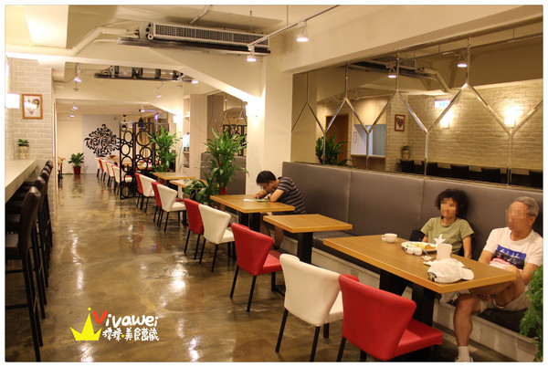 Triple L Cafe:台北士林區|七月份新開幕環境舒適輕食專賣店『Triple L Cafe』