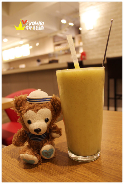 Triple L Cafe:台北士林區|七月份新開幕環境舒適輕食專賣店『Triple L Cafe』