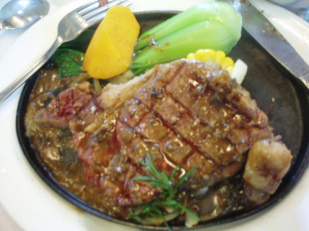 春天農場-春天香草廚房：菲力牛排五分熟