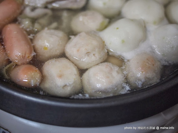 桂冠明太子魚香腸：【食記】桂冠日式火鍋料 : 火鍋的兩相好,讓你在家也能嚐到鮮美滋味! 明太子魚香腸新登場