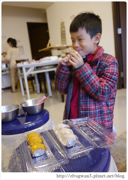 Yahoo奇摩-超級商城美食獵人團-甜點零嘴-周老爸時尚餅舖-地瓜球-芋泥球-聖巴黎焦糖滷味-幸福滷味五件組-17-622-1