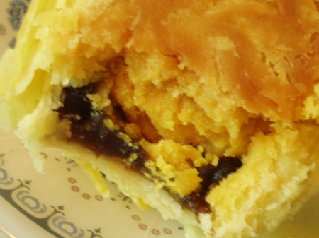 周老爸時尚餅舖：周老爸蛋黃酥～媽咪說:真有料ㄜ