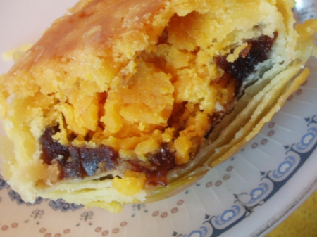 周老爸時尚餅舖：周老爸蛋黃酥～媽咪說:真有料ㄜ