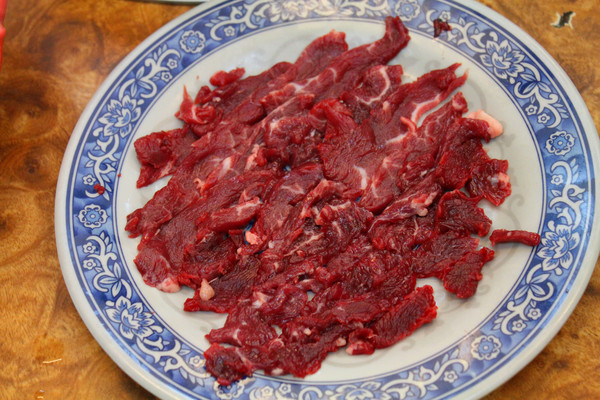 阿裕現宰牛肉涮涮鍋：[台南]觀光客退散!!!!在地狼吃的台南味 阿裕現宰牛肉涮涮鍋