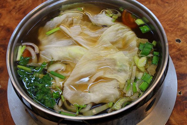 阿裕現宰牛肉涮涮鍋：[台南]觀光客退散!!!!在地狼吃的台南味 阿裕現宰牛肉涮涮鍋