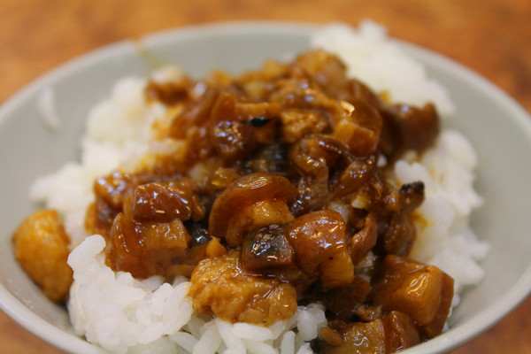 阿裕現宰牛肉涮涮鍋：[台南]觀光客退散!!!!在地狼吃的台南味 阿裕現宰牛肉涮涮鍋