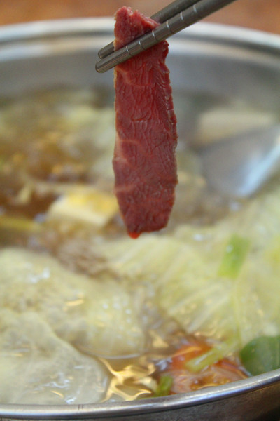 阿裕現宰牛肉涮涮鍋：[台南]觀光客退散!!!!在地狼吃的台南味 阿裕現宰牛肉涮涮鍋