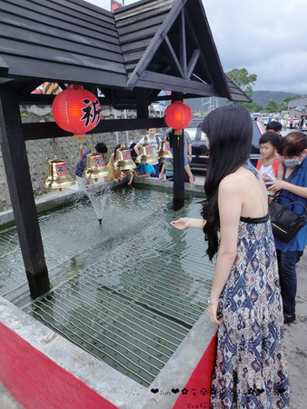 窯烤山寨村：【食遊記】oO。宜蘭　宜蘭市　窯烤山寨村　山寨村　妖怪村、南投妖怪村、許願池、麵包　美食、旅遊、住宿、民宿、一日遊行程　很有日本風味且可愛好吃又好玩的山寨村，大家來過了嘛？！。o○。