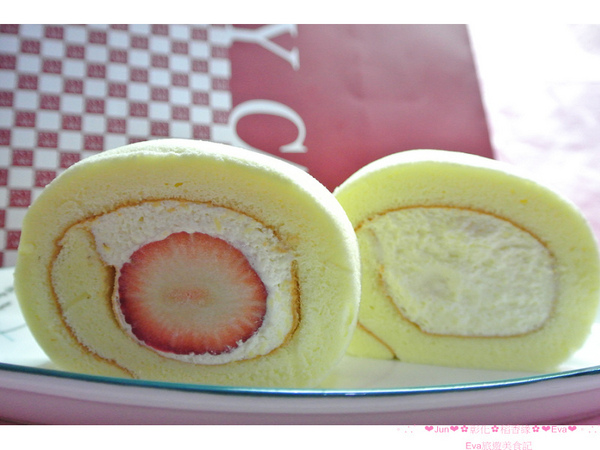 稻香緣手工蛋糕:【食記】oO。彰化 稻香緣手工蛋糕 DSY CAKE 草莓卡士達鮮奶捲 招牌黃金蛋糕 好吃的招牌蛋糕,我們家秒殺!還有顆顆飽滿的草莓捲,更是不能錯過!。o○。