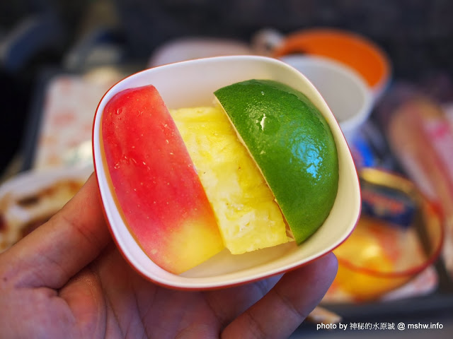  【景點】【心情】A好康必讀?長榮航空(Eva Air)無嘴貓彩繪機(Hello Kitty Jet)教戰守則?!