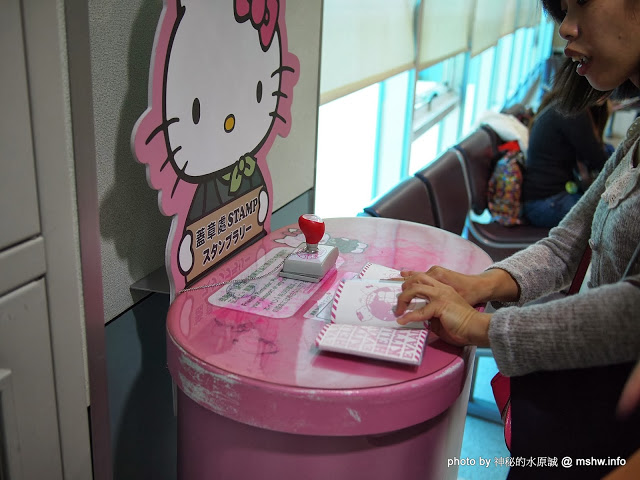  【景點】【心情】A好康必讀?長榮航空(Eva Air)無嘴貓彩繪機(Hello Kitty Jet)教戰守則?!