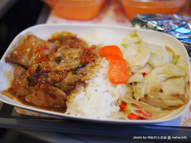  【景點】【心情】A好康必讀?長榮航空(Eva Air)無嘴貓彩繪機(Hello Kitty Jet)教戰守則?!