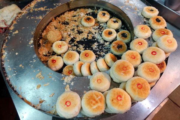 好公道金雞園:(胖樺食記)永康街老字號點心麵食館「金雞園」,讓人失望的蟹黃小包及雞腿麵