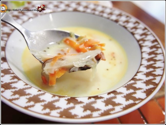 1405849035-3892005705