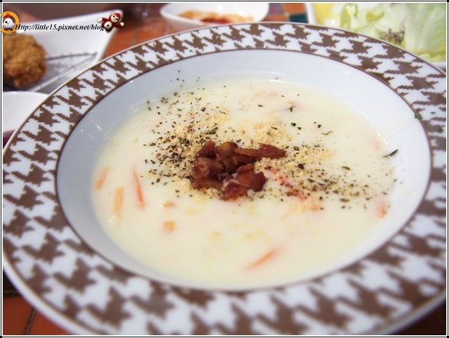 1405849039-779278320