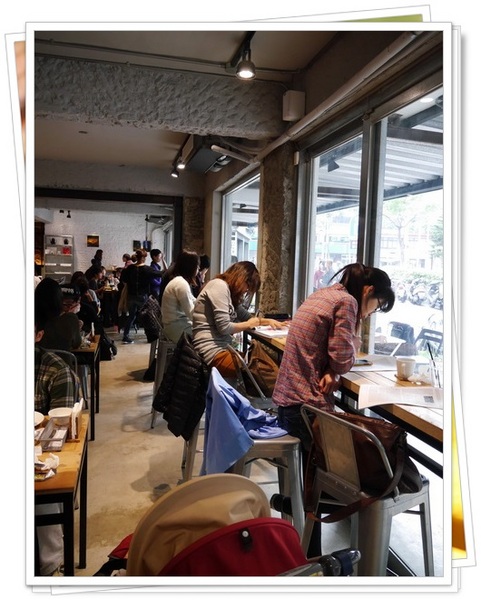 方屋(Found House)：【板橋】FOUND HOUSE 方屋餐廳－餐點飲料都在水準之上，值得再訪的好店 (免費WIFI、有插座、可久坐)